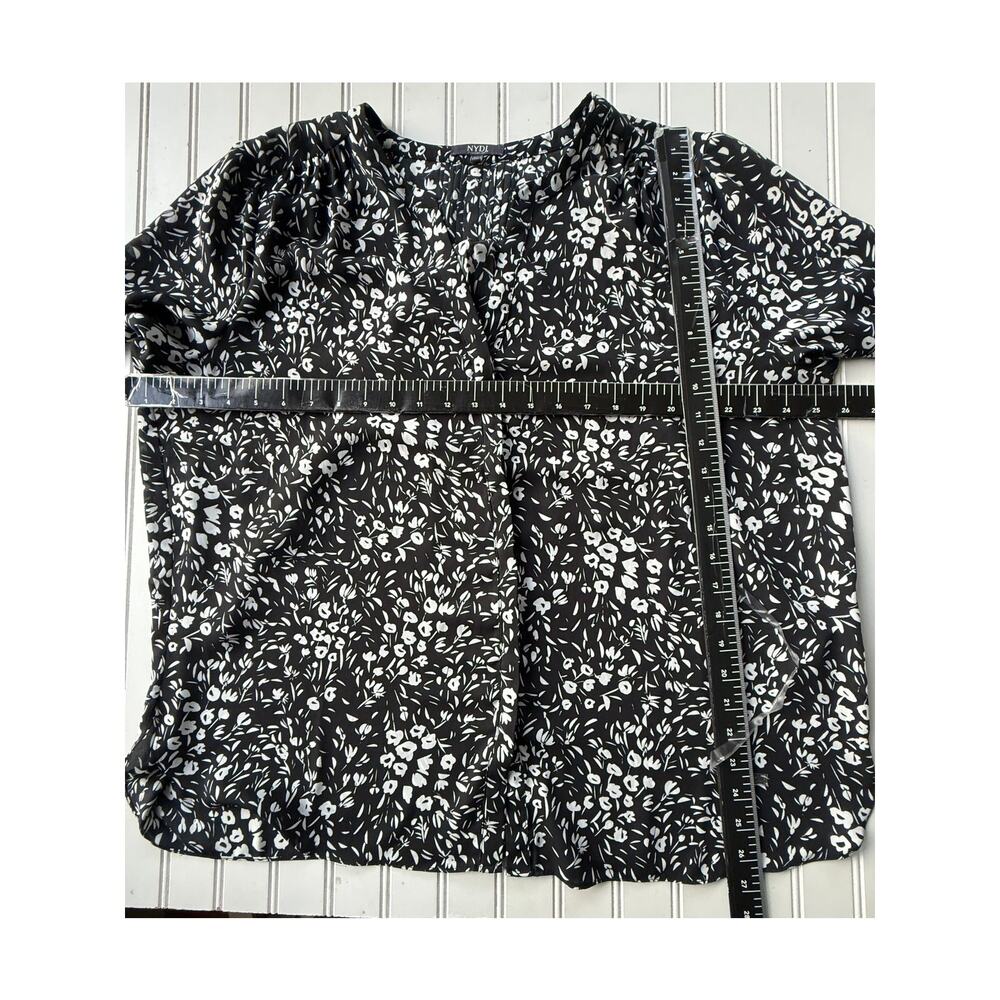 NYDJ Women’s XL Black White Floral Blouse 3/4 Sleeve Pleated Tunic Top - Picture 8 of 9